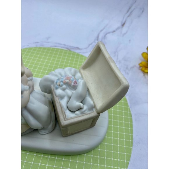 Precious Moments "Precious Memories" E-2828, Enesco, 1983, so cute. - Picture 12 of 12